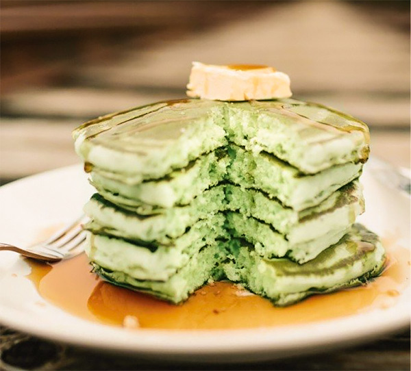 chefv-green-eggs-pancakes-600p Green Eggs and pancakes