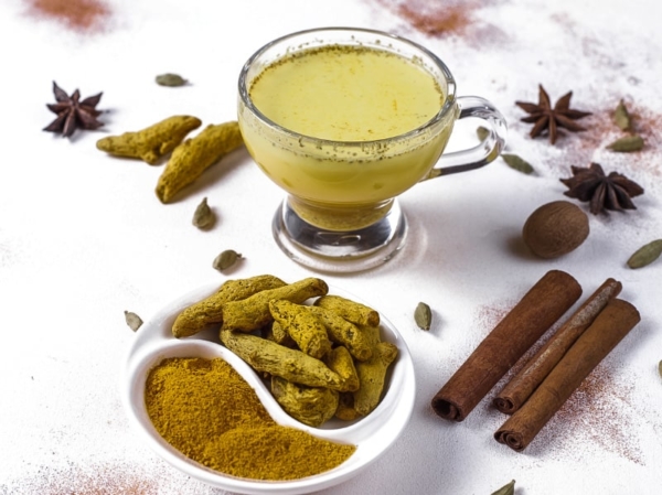 CHEFV-GOLDEN-MILK-INGREDIENTS-900P