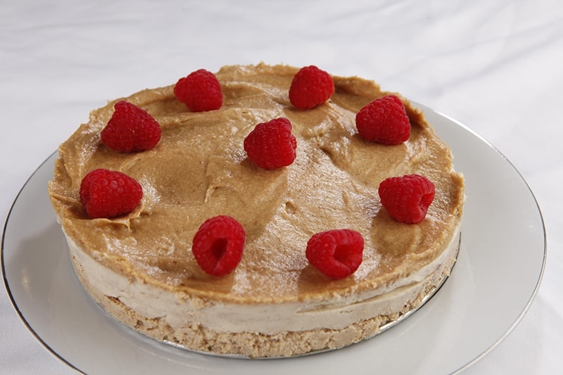 chefv-cheesecake-raspberries-800p-websiteA RAW Caramel Cheesecake