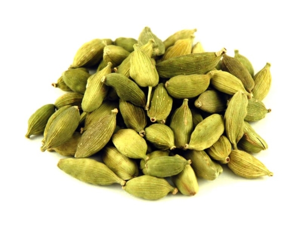 cardamom-pods-green-1 cardamon pods
